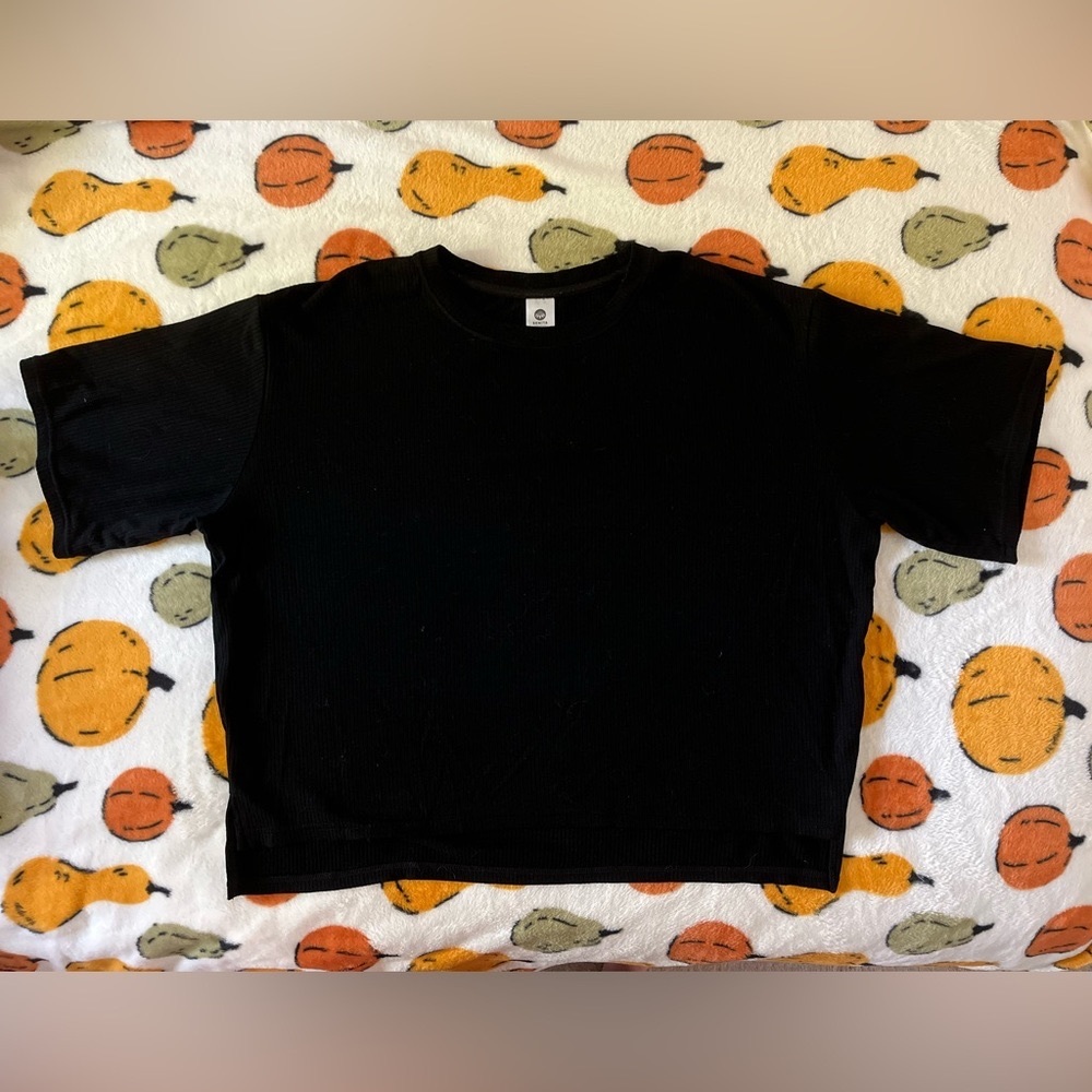 Women’s Senita Athletics Black Tee - Size M - High/Low Style